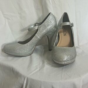 Silver Sparkle Pumps Size 6